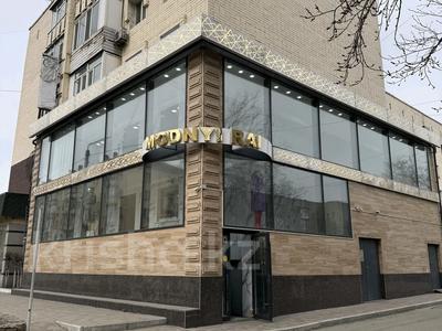 Дүкендер мен бутиктер · 227 м², бағасы: 300 млн ₸ в Семее
