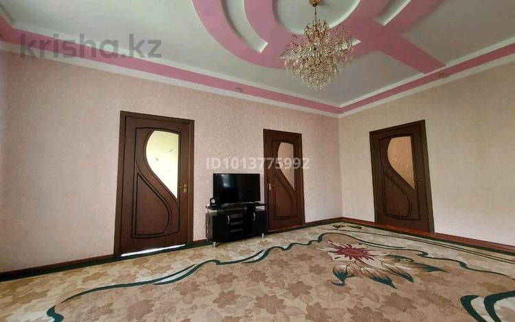 Жеке үй · 5 бөлме · 150 м² · 8 жүзд., Габдуллина 64 — Асық-атада Ғабдуллин көшесінде 8-сот жағдайы өте жақсы жер үй сатылады, бағасы: 30 млн ₸ в Жетысае — фото 2