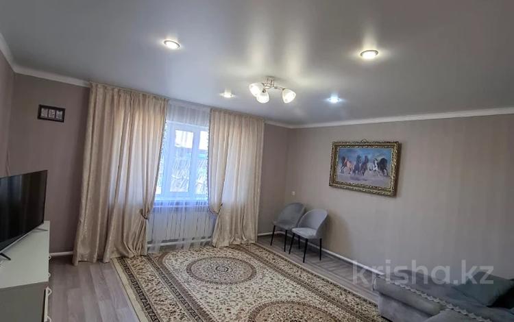 Отдельный дом · 3 комнаты · 70 м² · 9 сот., Автомобилистов 31 за 26 млн ₸ в Экибастузе — фото 12