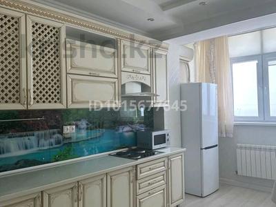 2-бөлмелі пәтер · 74 м² · 3/18 қабат, 17-ш/а. 4, бағасы: 250 000 ₸ в Актау, 17-й мкр