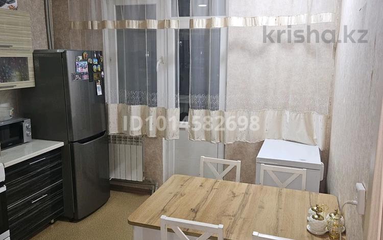 1-комнатная квартира · 42 м² · 4/10 этаж, Сатпаева 2/2 за 21 млн ₸ в Усть-Каменогорске — фото 2