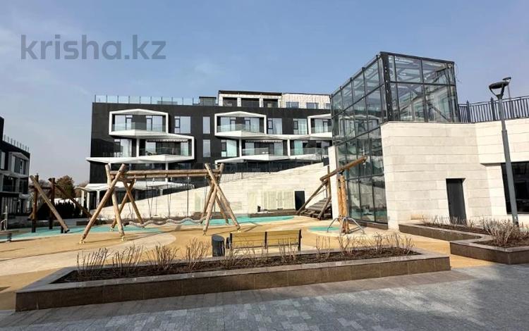 4-бөлмелі пәтер · 265 м² · 1/3 қабат, Ондасынова, бағасы: 330 млн ₸ в Алматы, Медеуский р-н — фото 2