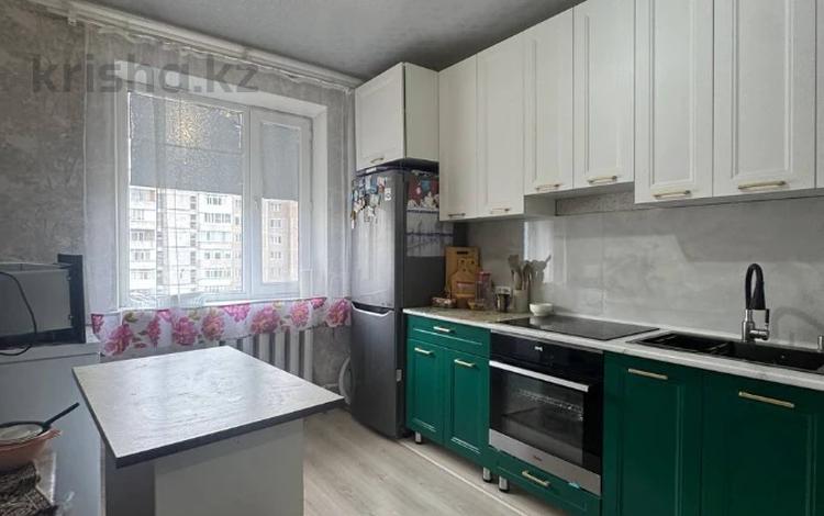 3-бөлмелі пәтер · 63.8 м² · 5/5 қабат, Гүлдер 2 ш/а., Таттимбета 4, бағасы: 24 млн ₸ в Караганде, Казыбек би р-н — фото 4