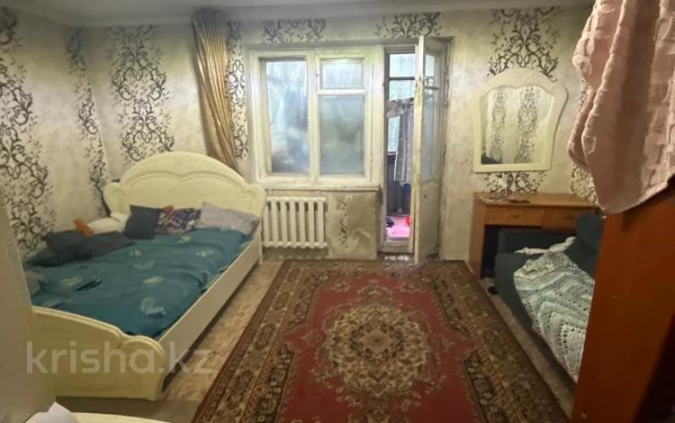 1-бөлмелі пәтер · 32 м² · 1/5 қабат, самал, бағасы: 9.3 млн ₸ в Талдыкоргане, мкр Самал — фото 4