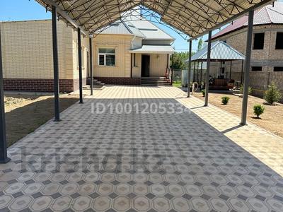 Отдельный дом · 5 комнат · 300 м² · 8 сот., 193-й квартал 353 за 60 млн ₸ в Шымкенте, Енбекшинский р-н