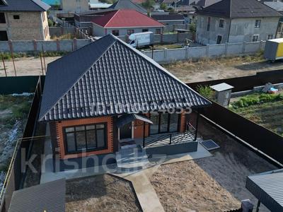 Отдельный дом · 4 комнаты · 140 м² · 4.8 сот., Алаш 18 — Центральная новый русколова за 49 млн 〒 в Кемертогане