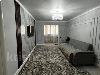 4-комнатная квартира, 89 м², 3/5 этаж, мкр Аксай-3А за 49 млн 〒 в Алматы, Ауэзовский р-н