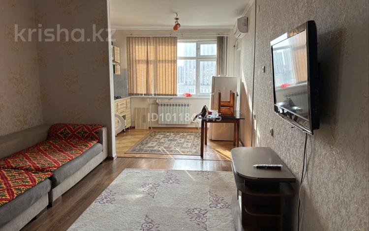 2-комнатная квартира · 62 м² · 6/9 этаж, мкр Нуртас 23б за 180 000 ₸ в Шымкенте, Каратауский р-н — фото 2