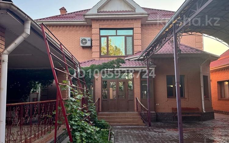 Отдельный дом · 7 комнат · 400 м² · 6 сот., Амангелди 20 — Толе Би за 600 000 〒 в  — фото 2