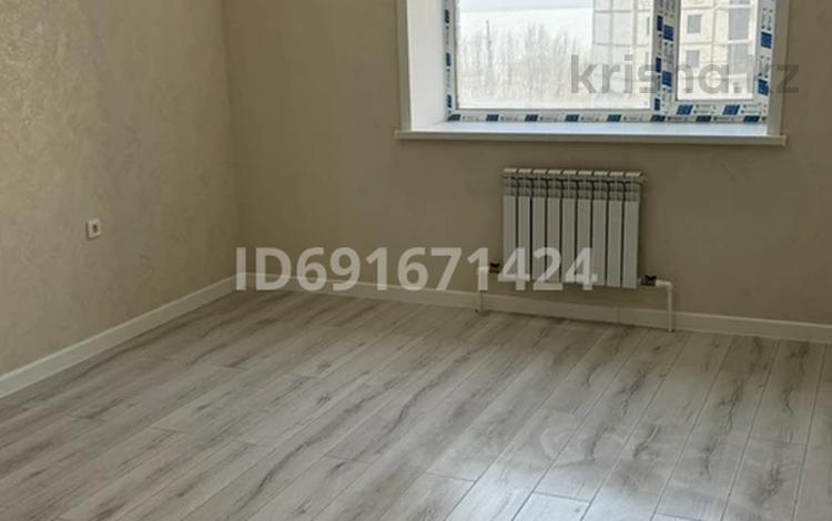 2-комнатная квартира, 80 м², 3/9 этаж помесячно, Жумабаева — За акиматом. 170+ком.услуги