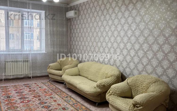 2-комнатная квартира · 78 м² · 5/9 этаж, Алии Молдагуловой 30б за 260 000 〒 в Актобе — фото 11