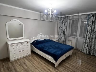 4-комнатная квартира · 110 м² · 2/8 этаж, Розыбакиева 250 за 40 000 ₸ в Алматы, Бостандыкский р-н
