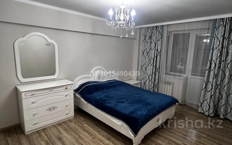 4-комнатная квартира · 110 м² · 2/8 этаж, Розыбакиева 250 за 40 000 ₸ в Алматы, Бостандыкский р-н — фото 2