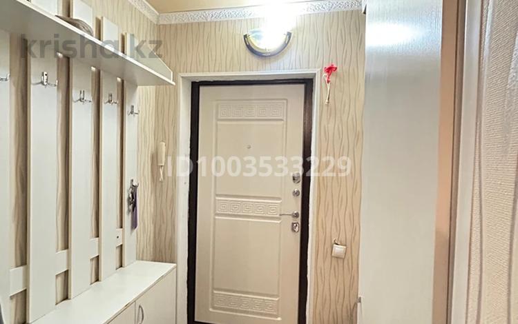 3-бөлмелі пәтер · 76.8 м² · 5/10 қабат, Набережная 82 — Қонаев көшесі, бағасы: 26 млн ₸ в Актобе, мкр. Курмыш — фото 2