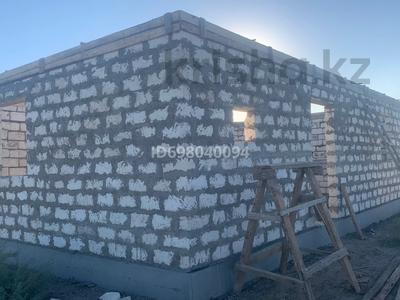 Отдельный дом · 1 комната · 60 м² · 9 сот., пгт Балыкши, Ермеков 12 — Жанаталапта временный гост акт. за 4 млн 〒 в Атырау