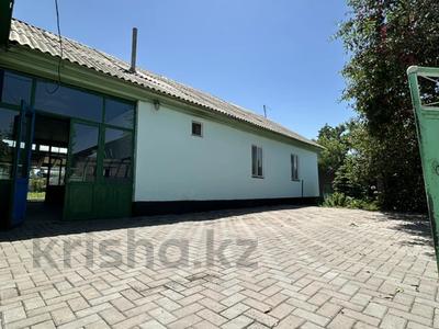 Отдельный дом · 4 комнаты · 65 м² · 10 сот., Мичурина за 39 млн ₸ в 