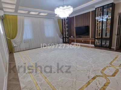 5-бөлмелі пәтер · 200 м² · 4/9 қабат, 19-й мкр, Мкрн 19 33, бағасы: 88 млн ₸ в Актау