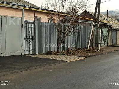 Отдельный дом · 11 комнат · 254 м² · 7 сот., Онеге уг.Уразбаева за 110 млн 〒 в Алматы, Медеуский р-н