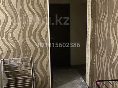 3-комнатная квартира · 55.3 м² · 1/5 этаж, Майкудук, Бирюзова за 14.8 млн ₸ в Караганде, Алихана Бокейханова р-н