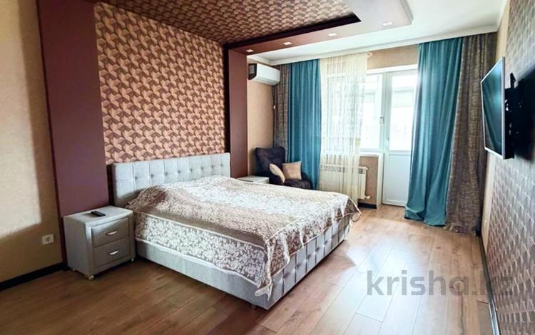 3-бөлмелі пәтер · 87 м² · 10/10 қабат, мкр Нурсая, Таумуш Жумагалиев 15, бағасы: 33 млн ₸ в Атырау — фото 11
