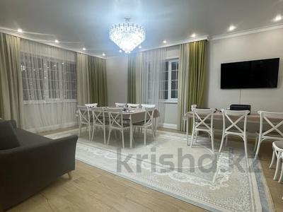 Отдельный дом · 4 комнаты · 212 м² · 9 сот., Зеленая 6б за 155 млн 〒 в Бурабае