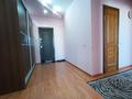 2-комнатная квартира, 74 м², 8/9 этаж, проспект Каныша Сатпаева 48Г за 26 млн 〒 в Атырау — фото 5