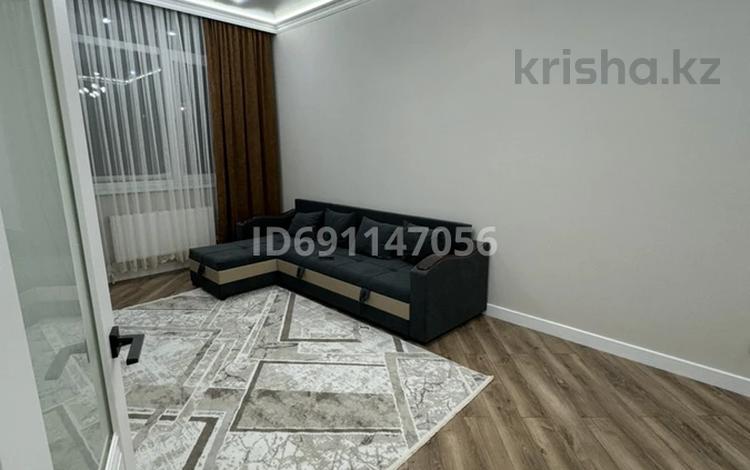 1-комнатная квартира, 42 м², 2/12 этаж помесячно, Толе би 14/1