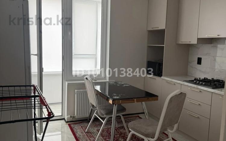 1-бөлмелі пәтер · 42 м² · 9/9 қабат, мкр Нурсая, Абулхайр-хана 69/5, бағасы: 250 000 ₸ в Атырау — фото 2