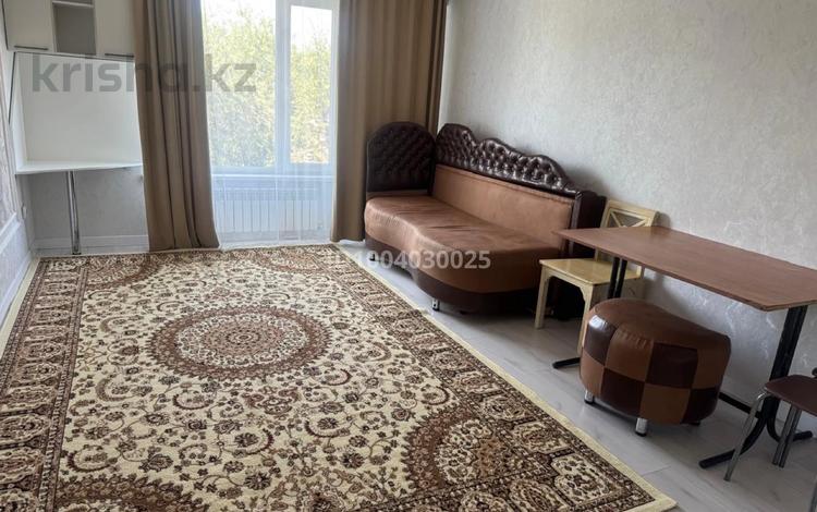 1-комнатная квартира · 33 м² · 3/9 этаж, мкр Аксай-1, Райымбека 522/1 за 230 000 ₸ в Алматы, Ауэзовский р-н — фото 2