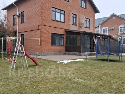 Жеке үй · 8 бөлме · 325 м² · 12 сот., мкр Таусамалы, бағасы: 1.8 млн 〒 в Алматы, Наурызбайский р-н