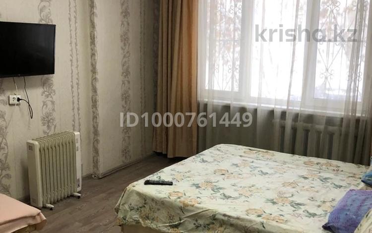 1-бөлмелі пәтер · 36 м² · 1/5 қабат, Новаторов 8 — Кабанбай батыра, бағасы: 2 000 〒 в Усть-Каменогорске, Ульбинский — фото 2