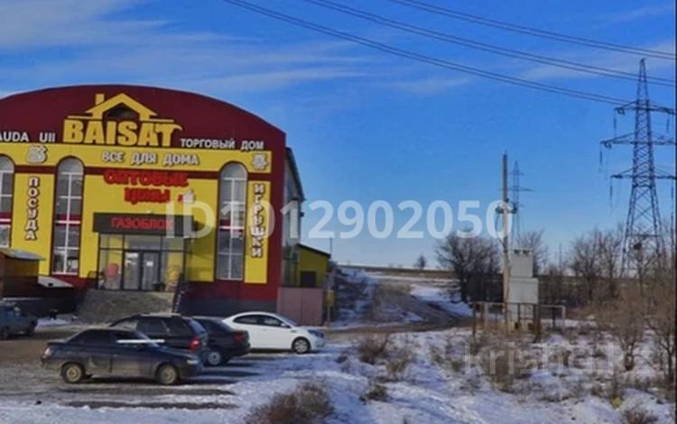 Участок · 10 соток, 411 — Находится сзади Байсад от траста 300 метров примерно за 4 млн ₸ в Актобе, жилой массив Акжар-2 — фото 2
