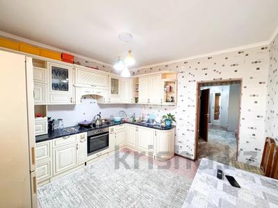 2-комнатная квартира · 68 м² · 14/16 этаж, Болашак за 24.5 млн 〒 в Талдыкоргане, мкр Болашак