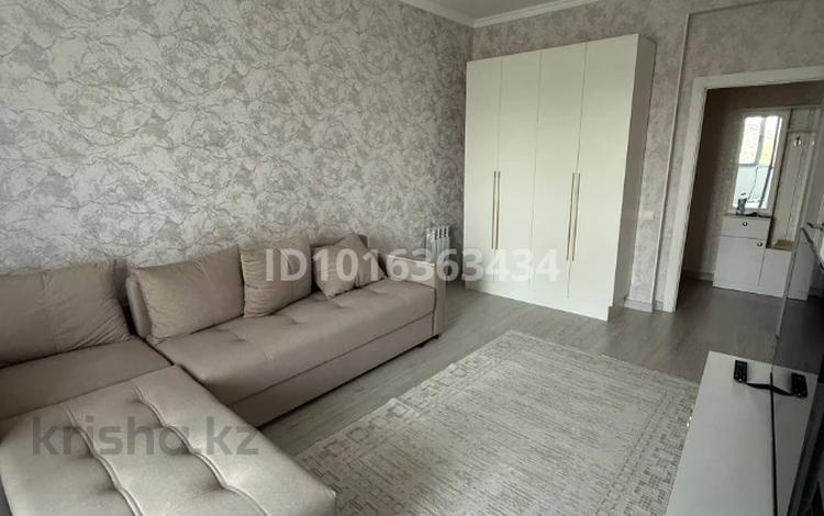1-комнатная квартира · 44 м² · 6/12 этаж, Радостовца 165/1 за 350 000 ₸ в Алматы, Бостандыкский р-н — фото 2
