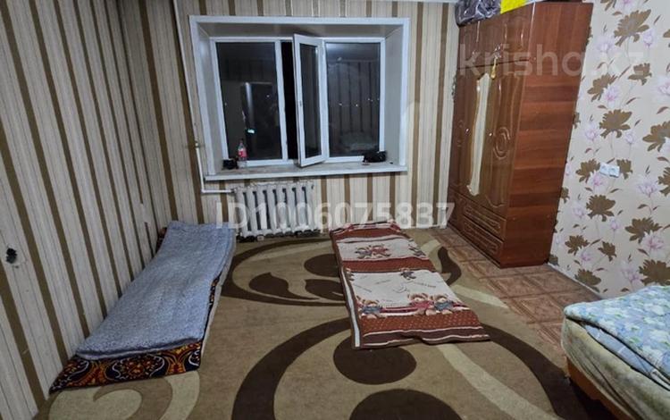 1-бөлмелі пәтер · 34.5 м² · 8/9 қабат, бухар жырау 96, бағасы: 10.5 млн ₸ в Караганде, Казыбек би р-н — фото 2