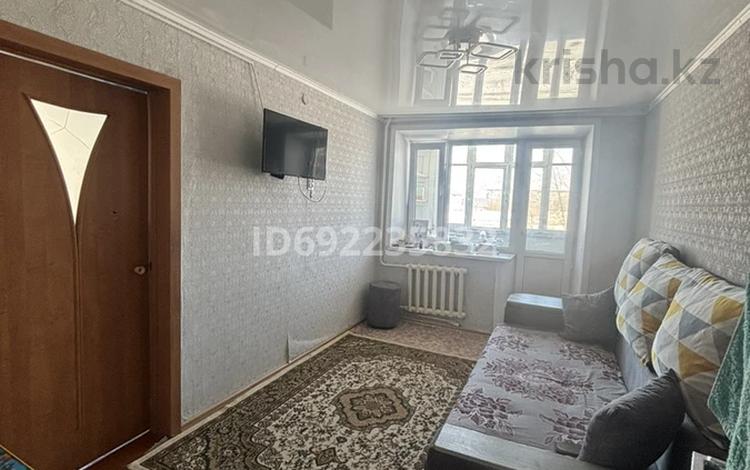 2-комнатная квартира, 38 м², 2/5 этаж помесячно, Ауезова 46