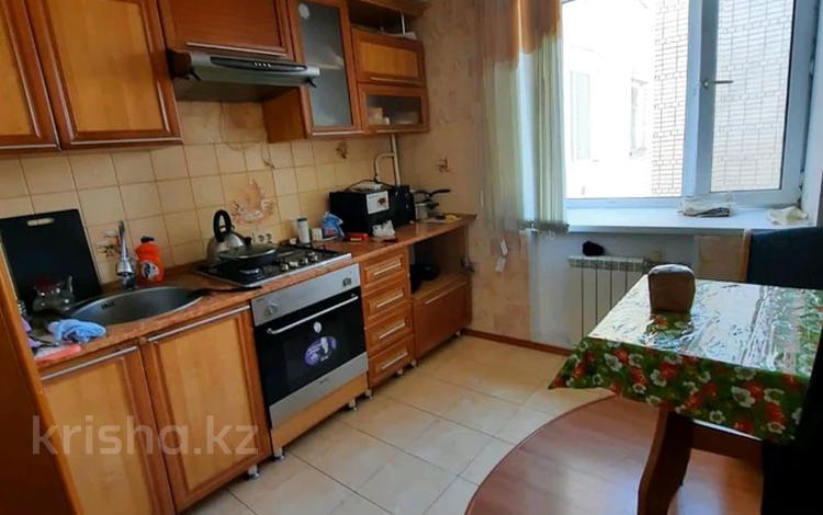 3-бөлмелі пәтер, 60 м², 4/5 қабат, улица Баймагамбетова 179 — улица Гоголя, бағасы: 25.5 млн 〒 в Костанае — фото 2