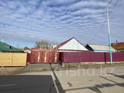 Жеке үй · 4 бөлме · 100 м² · 8 жүзд., Молдагулова 10, бағасы: 15.5 млн ₸ в 