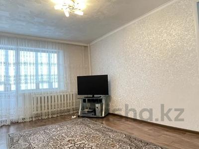 2-комнатная квартира, 53.5 м², 3/5 этаж, Майкудук, Мкр Мамыраева 38 за 19.5 млн 〒 в Караганде, Алихана Бокейханова р-н