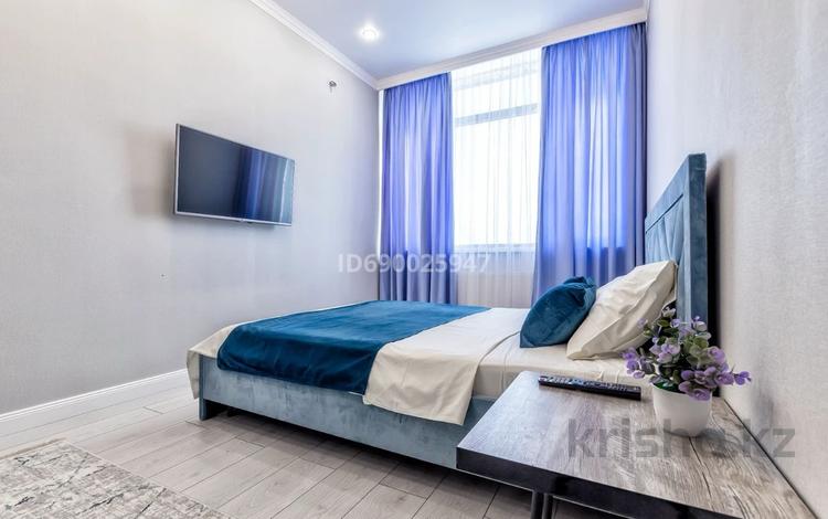 1-бөлмелі пәтер, 45 м², 8/9 қабат тәулігіне, Абая 130, бағасы: 18 000 〒 в Алматы, Бостандыкский р-н — фото 2