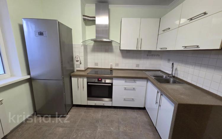 2-комнатная квартира · 57 м² · 4/9 этаж, Самал 2 — горячая цена за 56.5 млн ₸ в Алматы, Медеуский р-н — фото 2