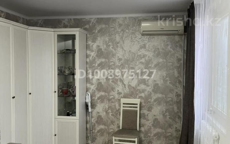 1-бөлмелі пәтер · 30 м² · 5/5 қабат, 10 микрорайон 11, бағасы: 10.5 млн ₸ в Аксае — фото 2
