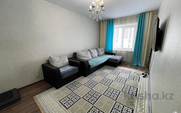 1-комнатная квартира · 45 м² · 2/9 этаж, Пр. Шахтеров за 21 млн ₸ в Караганде, Казыбек би р-н — фото 2