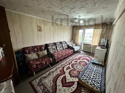 1-комнатная квартира · 33 м² · 5/5 этаж, Машиностроителей 8 за ~ 8.3 млн 〒 в Усть-Каменогорске