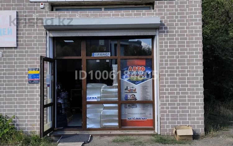 Действующий автомагазин · 60 м² за 10 млн ₸ в Караганде, Алихана Бокейханова р-н — фото 2