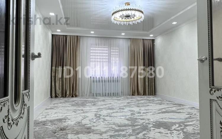 3-бөлмелі пәтер · 100.7 м² · 1/6 қабат, 32Б ш/а. 5, бағасы: 40 млн ₸ в Актау, 32Б мкр — фото 2