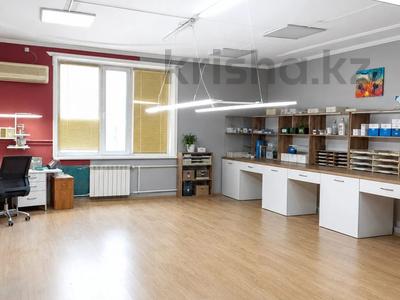 Свободное назначение, офисы, магазины и бутики, салоны красоты, бани, гостиницы и зоны отдыха, медцентры и аптеки, образование, развлечения · 368 м² за 95 млн ₸ в Астане, р-н Байконур