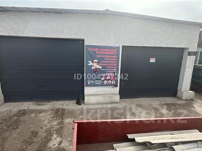 Дача · 4 комнаты · 200 м² · 6 сот., мкр Мясокомбинат 128 — Мясокомбинат за 5 млн 〒 в Уральске