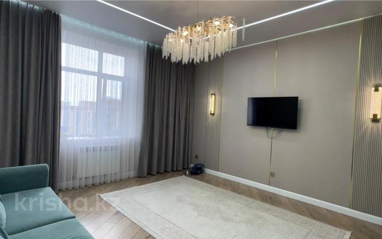3-комнатная квартира · 90.2 м² · 10/13 этаж, мкр Юго-Восток, Букетова — Центр настольного центра за 59.9 млн ₸ в Караганде, Казыбек би р-н — фото 19