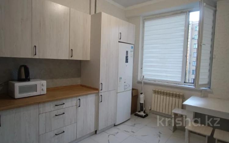 1-комнатная квартира · 45 м² · 9/13 этаж, 16-й мкр 85 за 17.3 млн ₸ в Актау — фото 2